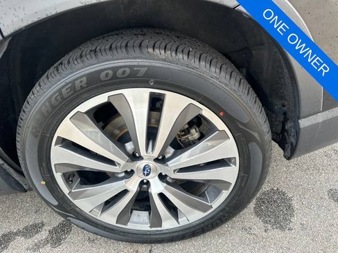 Used 2020 Subaru Ascent Premium w/ Sport Package AWD/4WD image 36