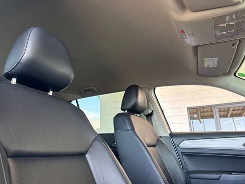 Used 2018 Volkswagen Atlas SE AWD/4WD image 15