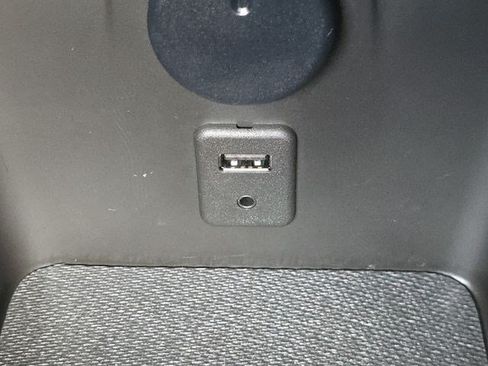 Used 2015 Chevrolet Camaro LT RWD image 12