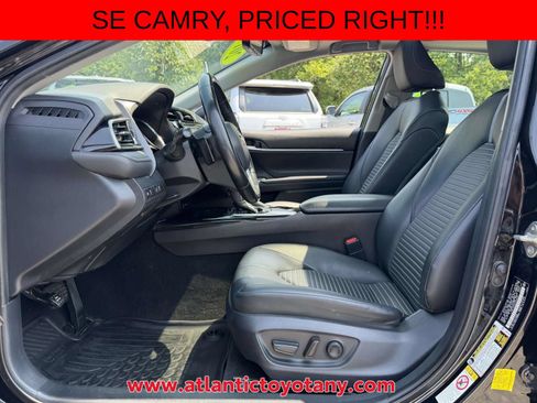 Used 2019 Toyota Camry SE w/ Convenience Package FWD image 16