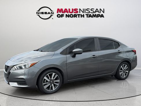 Used 2020 Nissan Versa SV FWD image 5