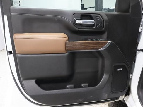 Used 2022 Chevrolet Silverado 3500 High Country w/ Safety Package II image 14