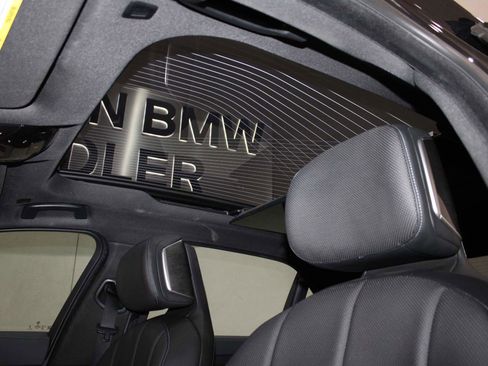 Certified 2023 BMW 740i image 15