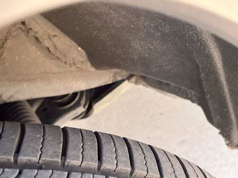 Used 2021 Toyota RAV4 XLE Premium FWD image 23