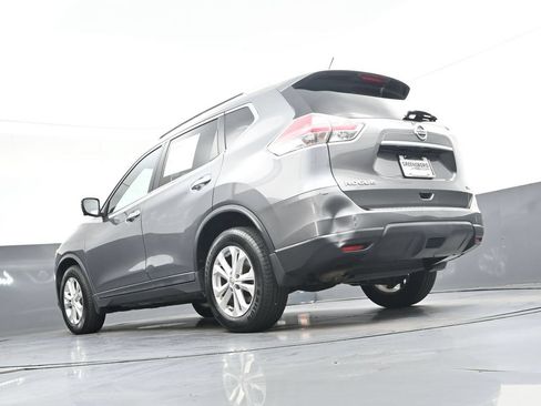 Used 2015 Nissan Rogue SV w/ SV Premium Package FWD image 44