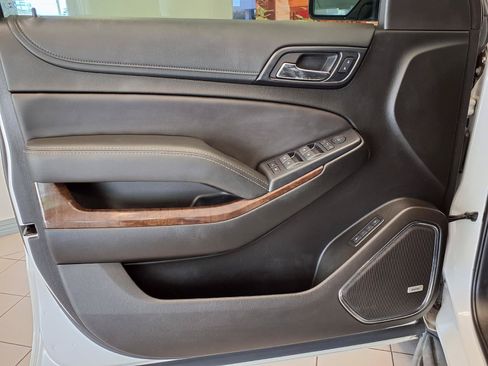Used 2019 Chevrolet Tahoe LT RWD image 24