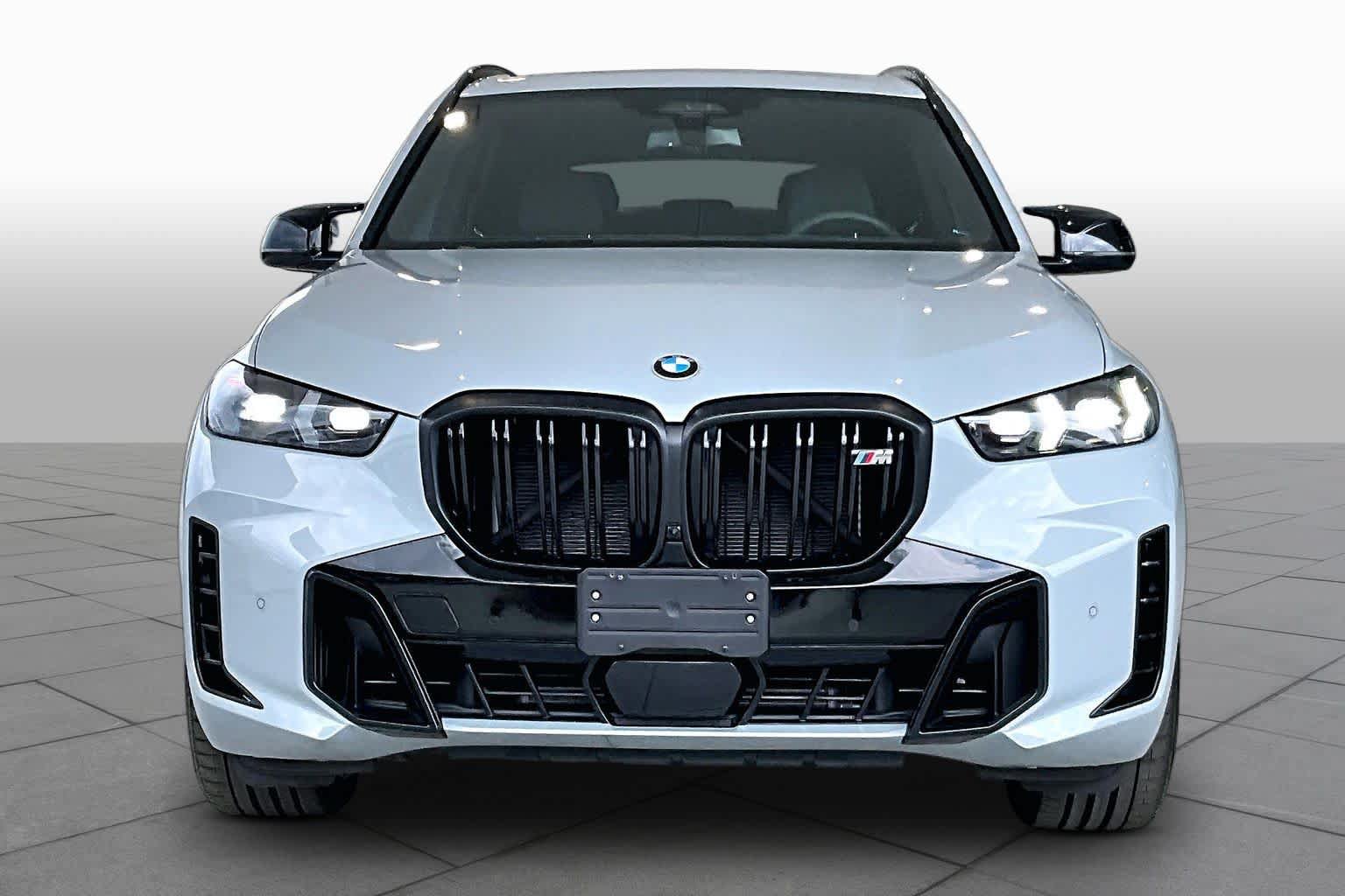 Used 2026 BMW X5 M60i AWD/4WD image 3