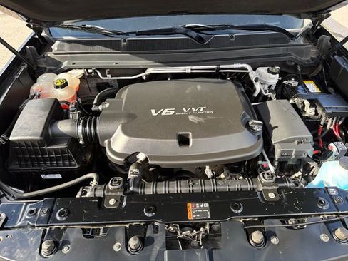 Used 2019 Chevrolet Colorado Z71 AWD/4WD image 24