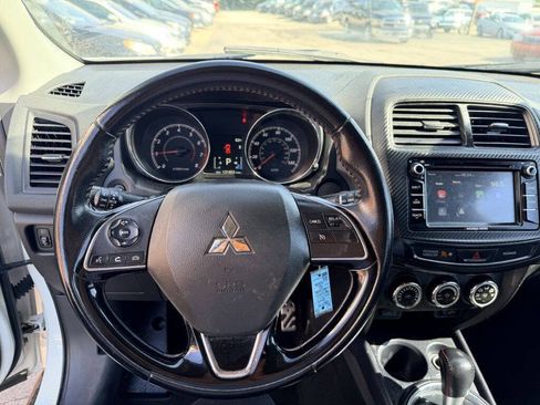 Used 2017 Mitsubishi Outlander Sport ES AWD/4WD image 10