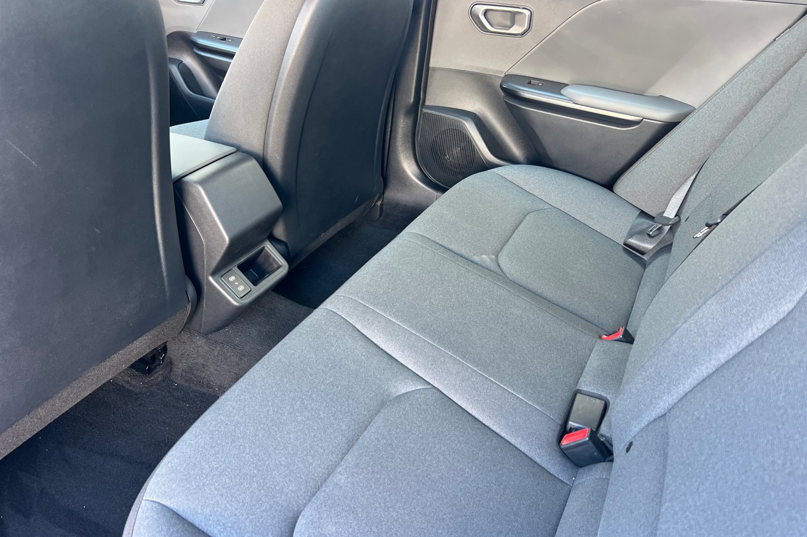 Used 2025 Kia K4 FWD image 12