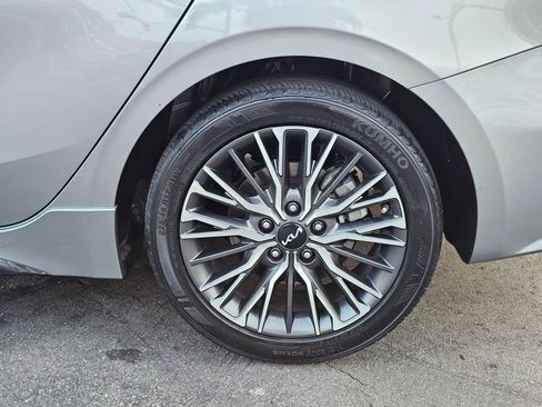 Used 2023 Kia Forte GT-Line w/ GT-Line Technology Package image 9