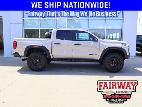 New 2026 GMC Canyon AT4X w/ AT4X AEV Edition AWD/4WD image 1