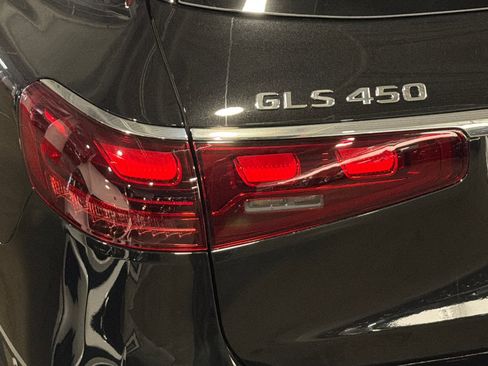 New 2026 Mercedes-Benz GLS 450 4MATIC image 28