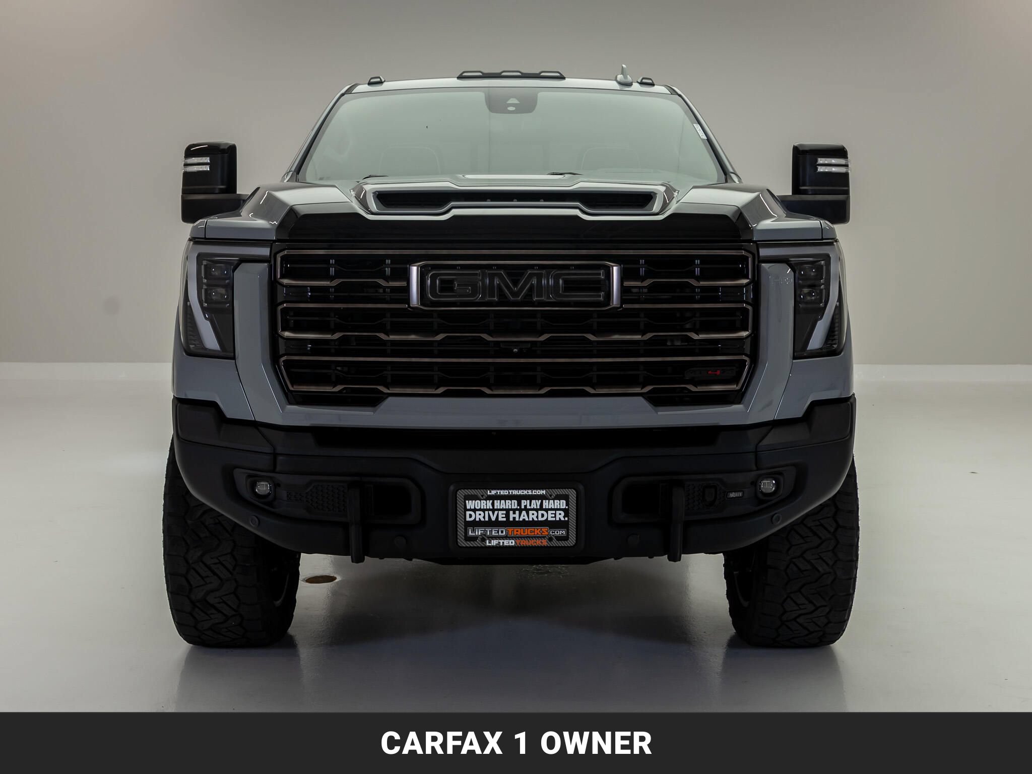 Used 2025 GMC Sierra 2500 AT4X w/ AT4X AEV Edition AWD/4WD image 3
