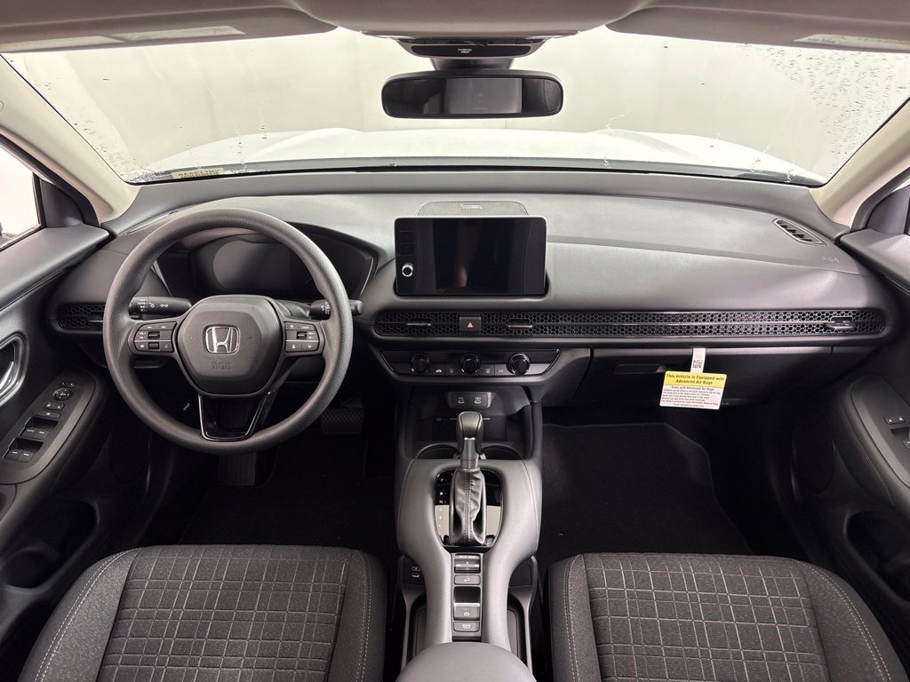 Used 2027 Honda HR-V LX image 2