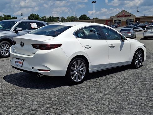 Used 2019 MAZDA MAZDA3 Sedan w/ Preferred Package FWD image 6