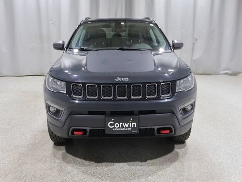 Used 2017 Jeep Compass Trailhawk w/ Cold Weather Group AWD/4WD image 9
