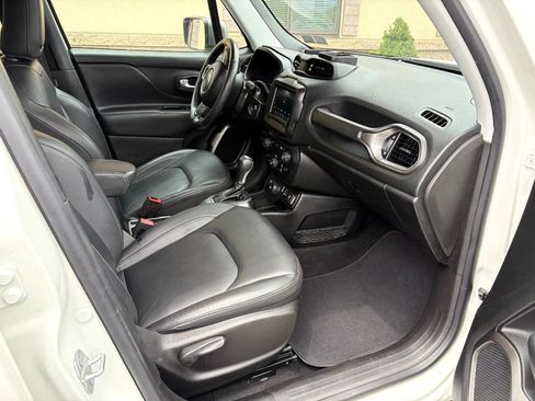 Used 2019 Jeep Renegade Limited AWD/4WD image 7