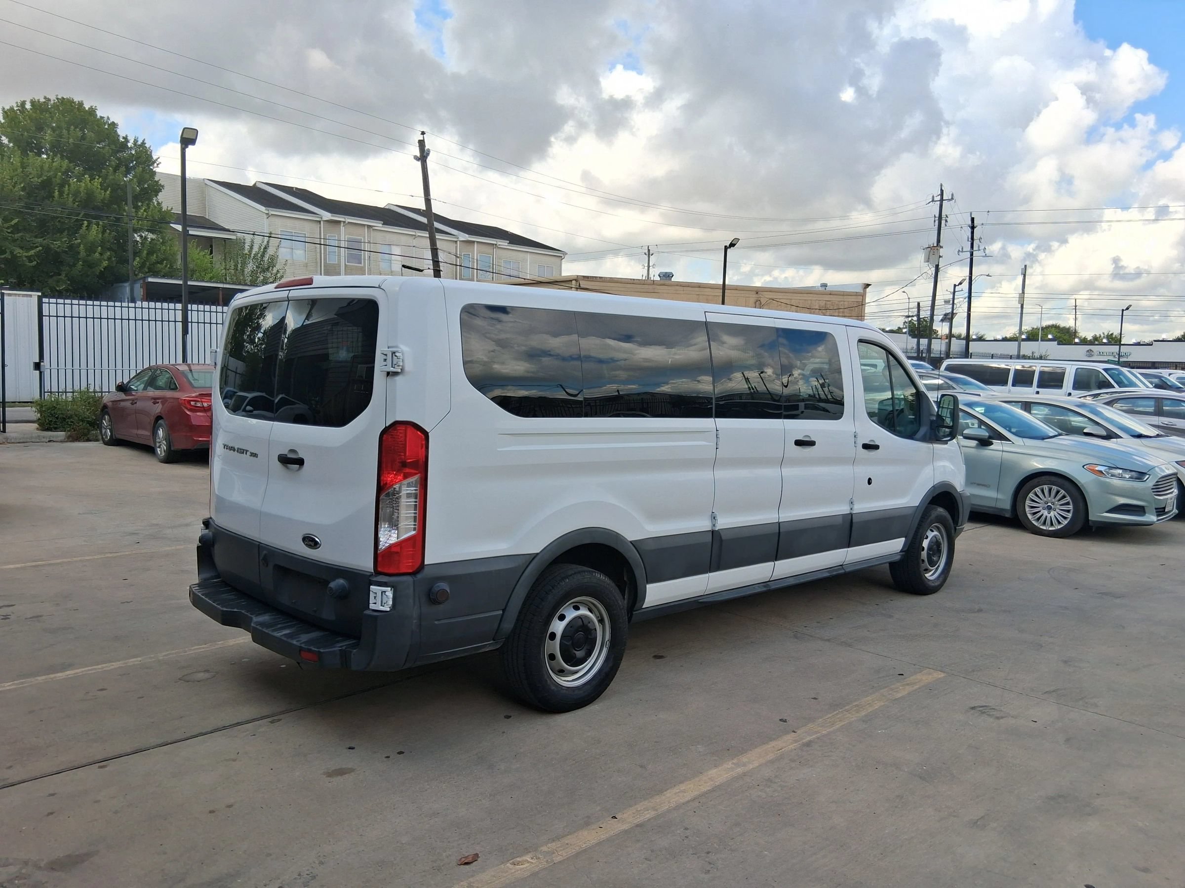 Used 2018 Ford Transit 350 XL RWD image 8