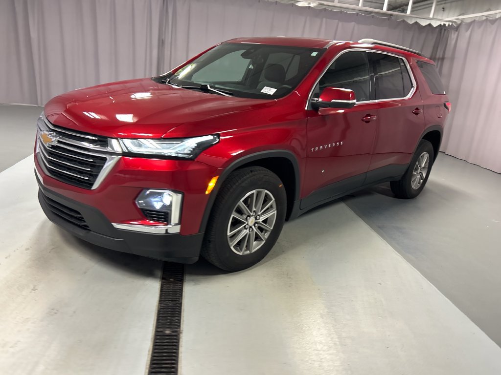 Used 2023 Chevrolet Traverse LT w/ LPO, Floor Liner Package AWD/4WD image 3