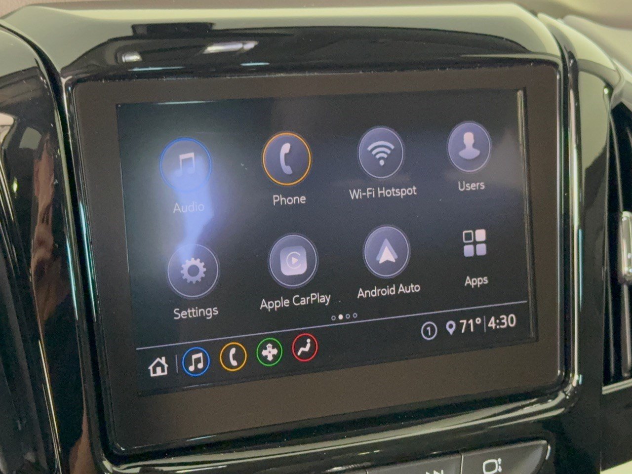 Used 2020 Chevrolet Traverse LT FWD image 23