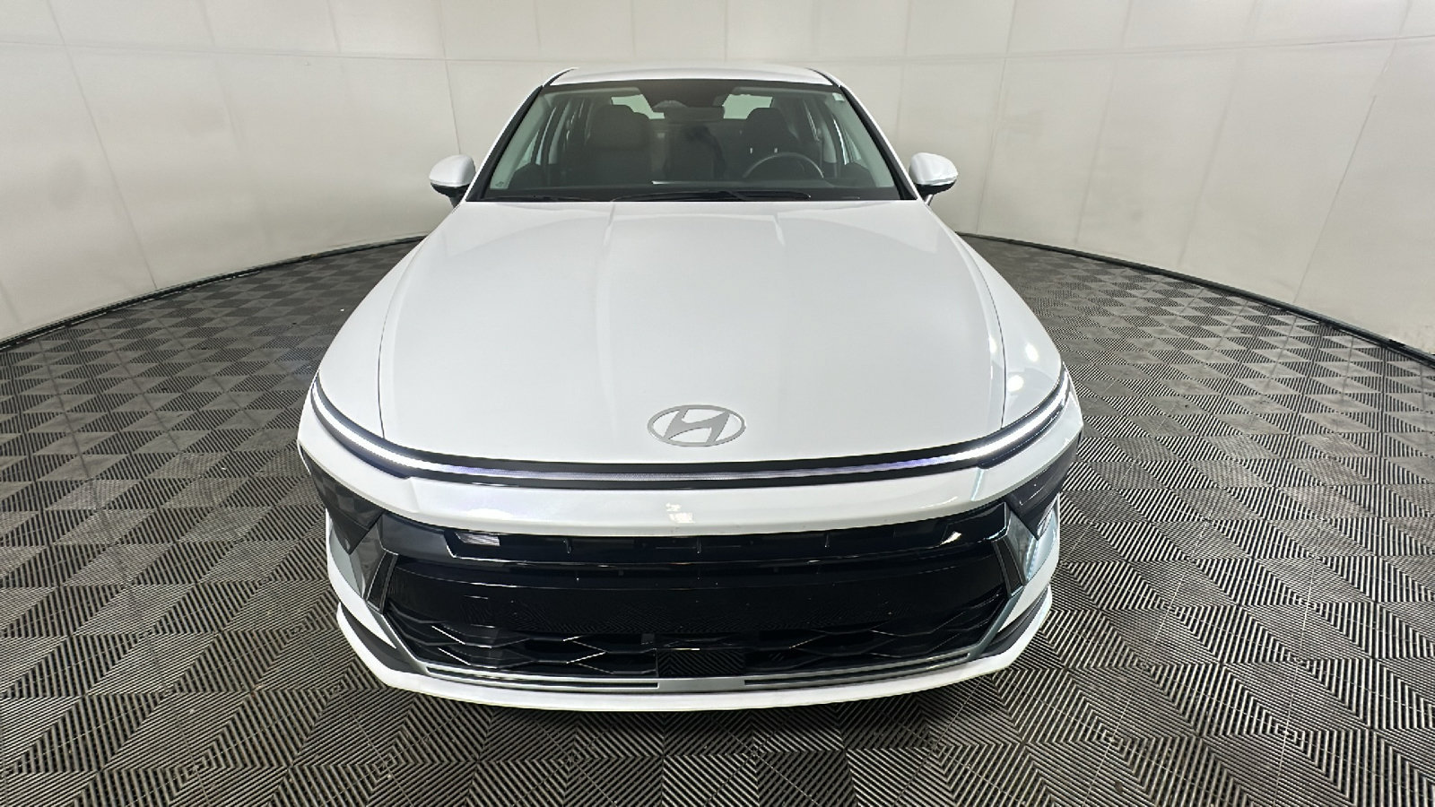 Certified 2026 Hyundai Sonata SE FWD image 9