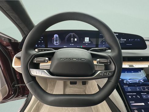Used 2024 Lucid Air Touring AWD/4WD image 15
