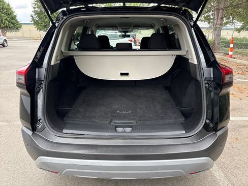 Used 2022 Nissan Rogue S AWD/4WD image 12