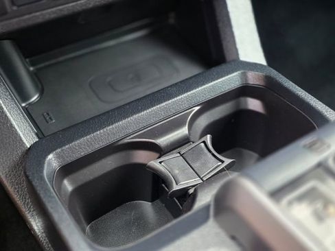 Used 2019 Toyota Tacoma TRD Sport image 33