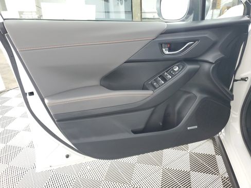 Used 2025 Subaru Crosstrek 2.5i Limited w/ Crosstrek Mirror Package image 28