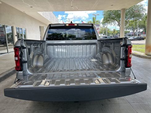 Used 2025 RAM 1500 Big Horn RWD image 37
