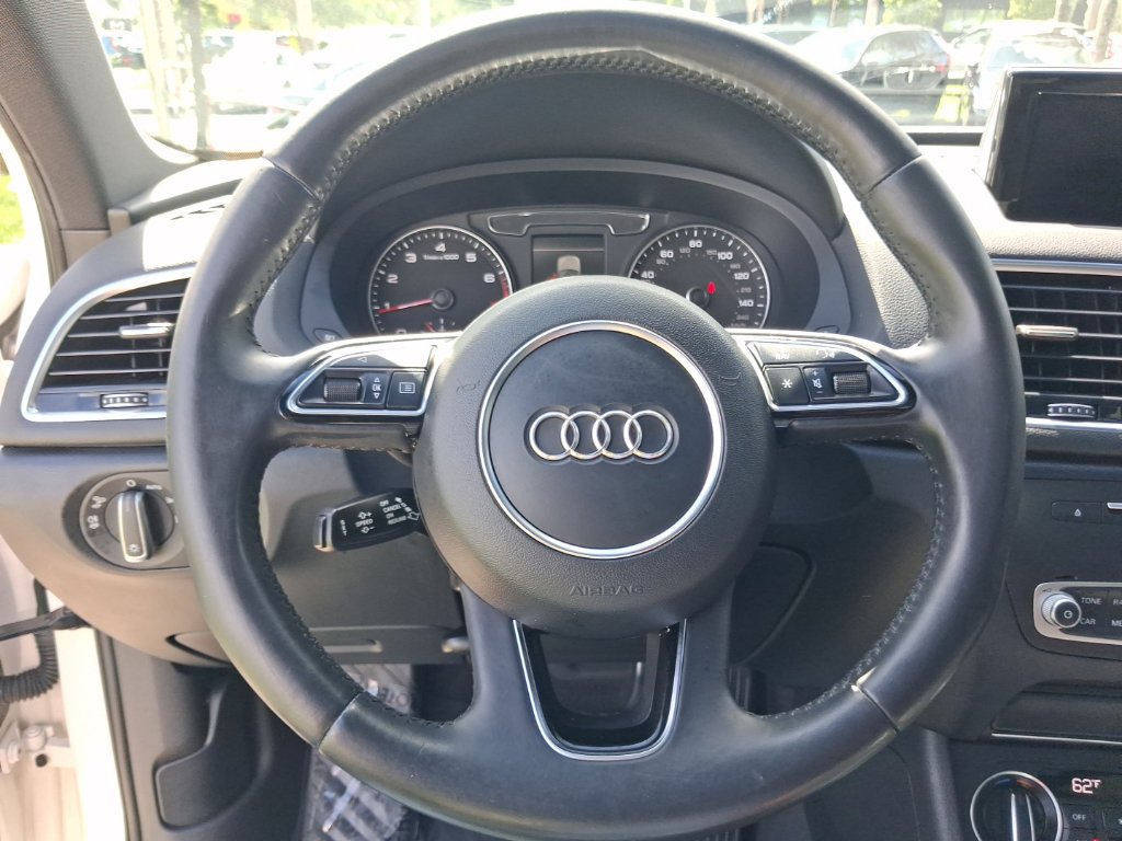 Used 2016 Audi Q3 2.0T Premium Plus w/ Technology Package FWD image 17