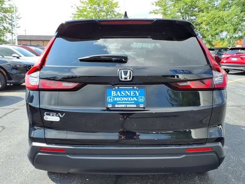 Certified 2024 Honda CR-V EX image 9