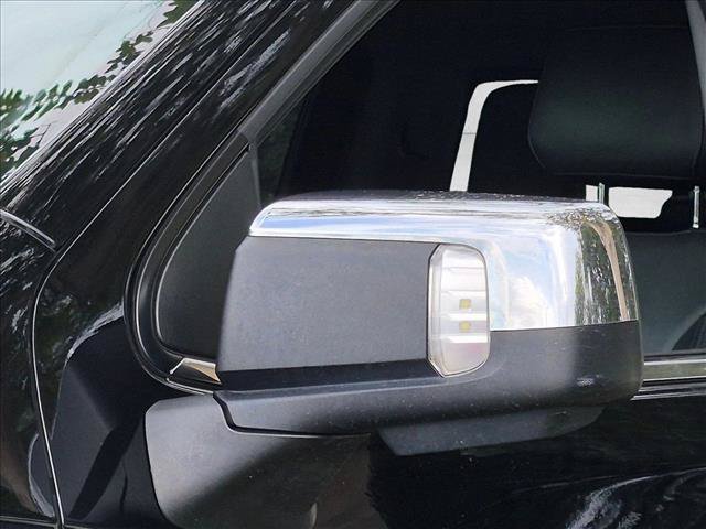 Used 2019 Chevrolet Silverado 1500 LTZ w/ LTZ Plus Package AWD/4WD image 13