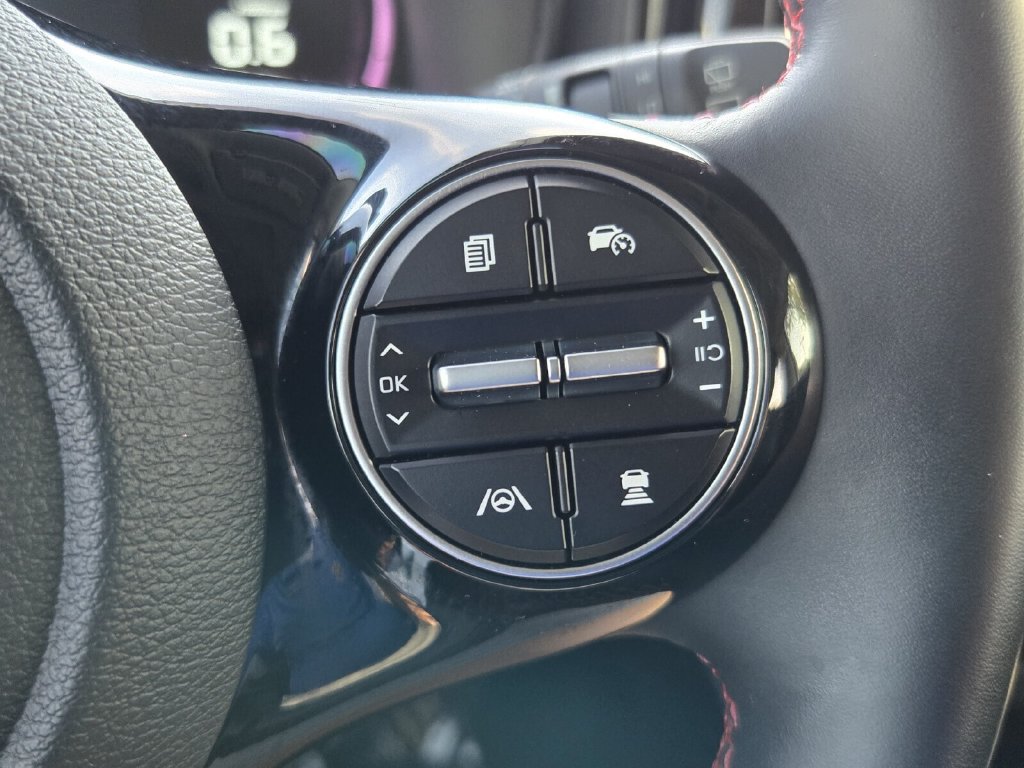 Used 2023 Kia Soul GT-Line w/ GT-Line Technology Package FWD image 22