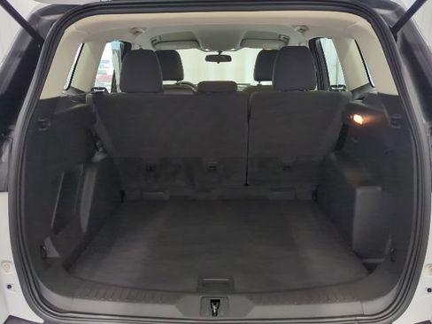 Used 2016 Ford Escape S FWD image 18