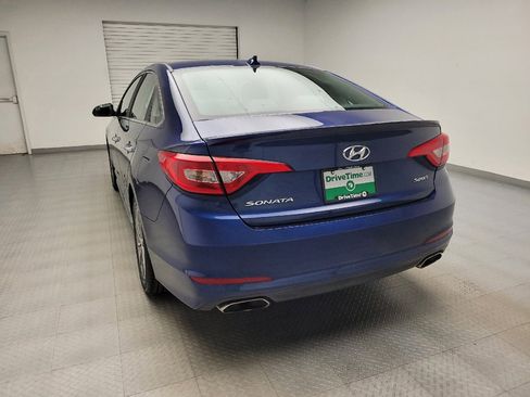 Used 2016 Hyundai Sonata Sport w/ Option Group 1V FWD image 6
