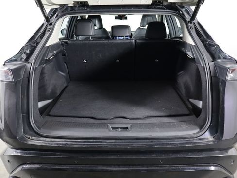 Used 2024 Nissan Ariya FWD image 17