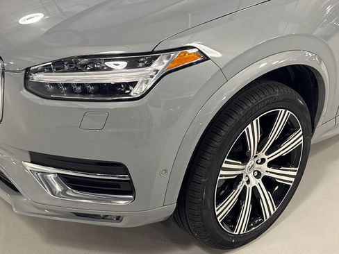 Certified 2024 Volvo XC90 B6 Ultimate w/ Protection Package Premier AWD/4WD image 7