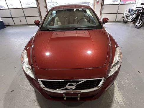 Used 2011 Volvo C70 T5 image 3