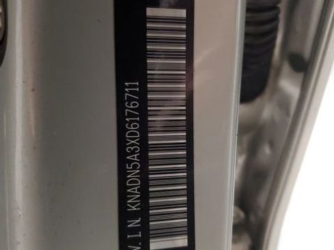 Used 2013 Kia Rio EX image 31