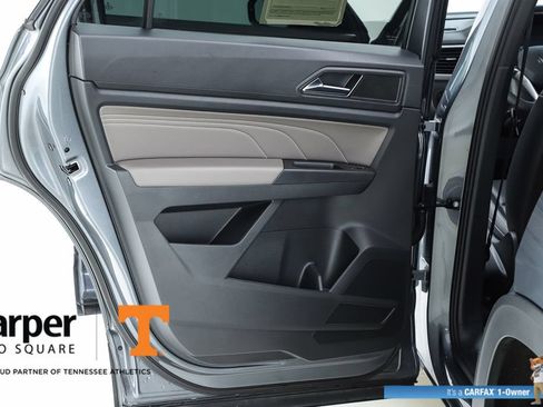 Used 2023 Volkswagen Atlas Cross Sport SE w/ Panoramic Sunroof Package AWD/4WD image 17