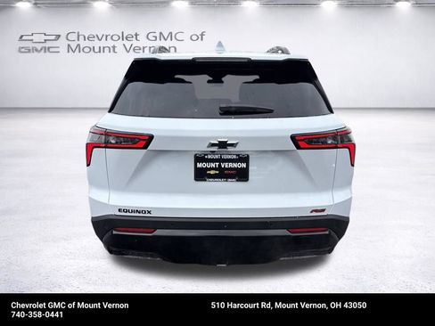 New 2026 Chevrolet Equinox RS w/ Convenience Package III FWD image 4
