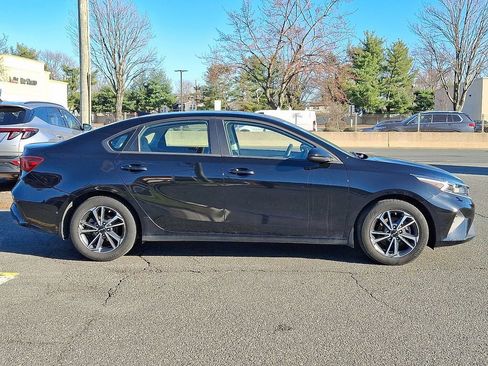 Used 2023 Kia Forte LXS image 8