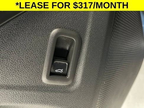 Used 2026 Volkswagen Tiguan SE R-Line AWD/4WD image 30