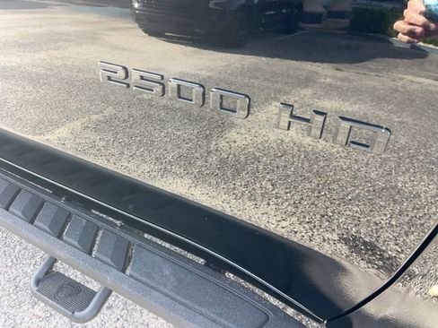 Used 2025 Chevrolet Silverado 2500 ZR2 w/ ZR2 Bison Edition image 8