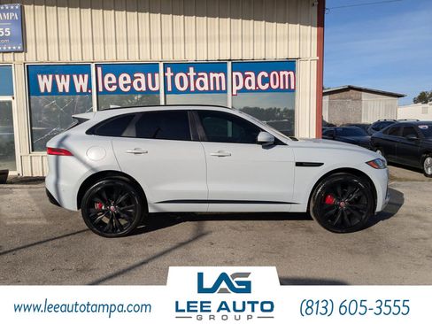 Used 2019 Jaguar F-PACE S image 2