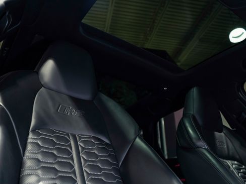 Used 2022 Audi RS 6 image 12