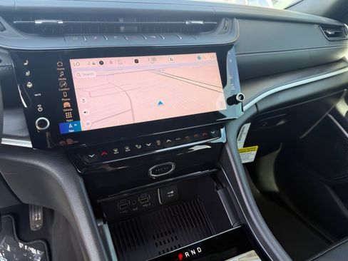 New 2026 Jeep Grand Cherokee Limited Reserve image 19