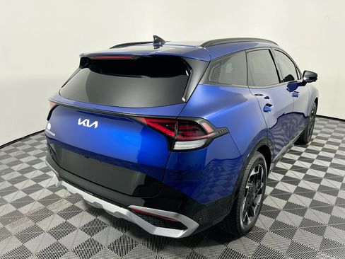 Certified 2025 Kia Sportage SX FWD image 3